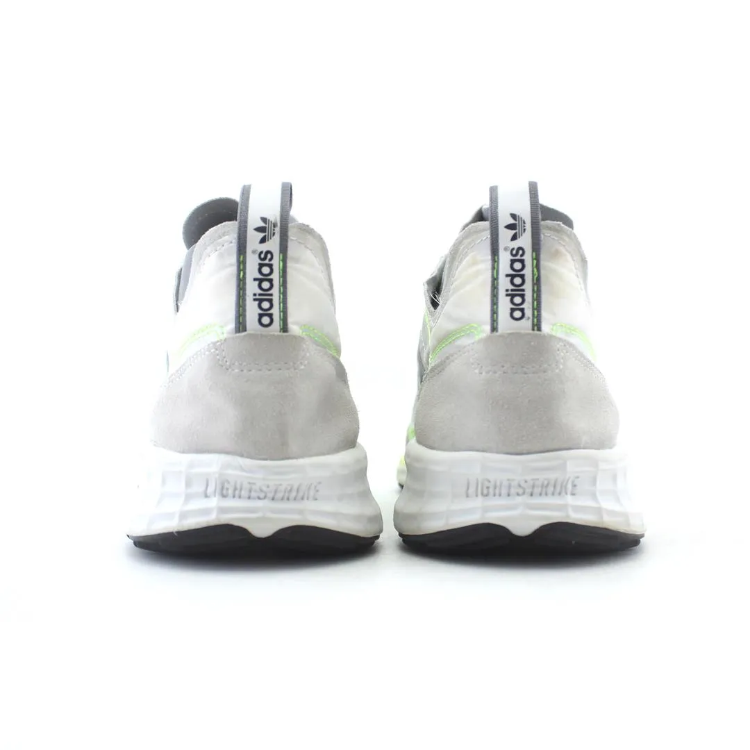 ADIDAS SL 7200 TRAINERS