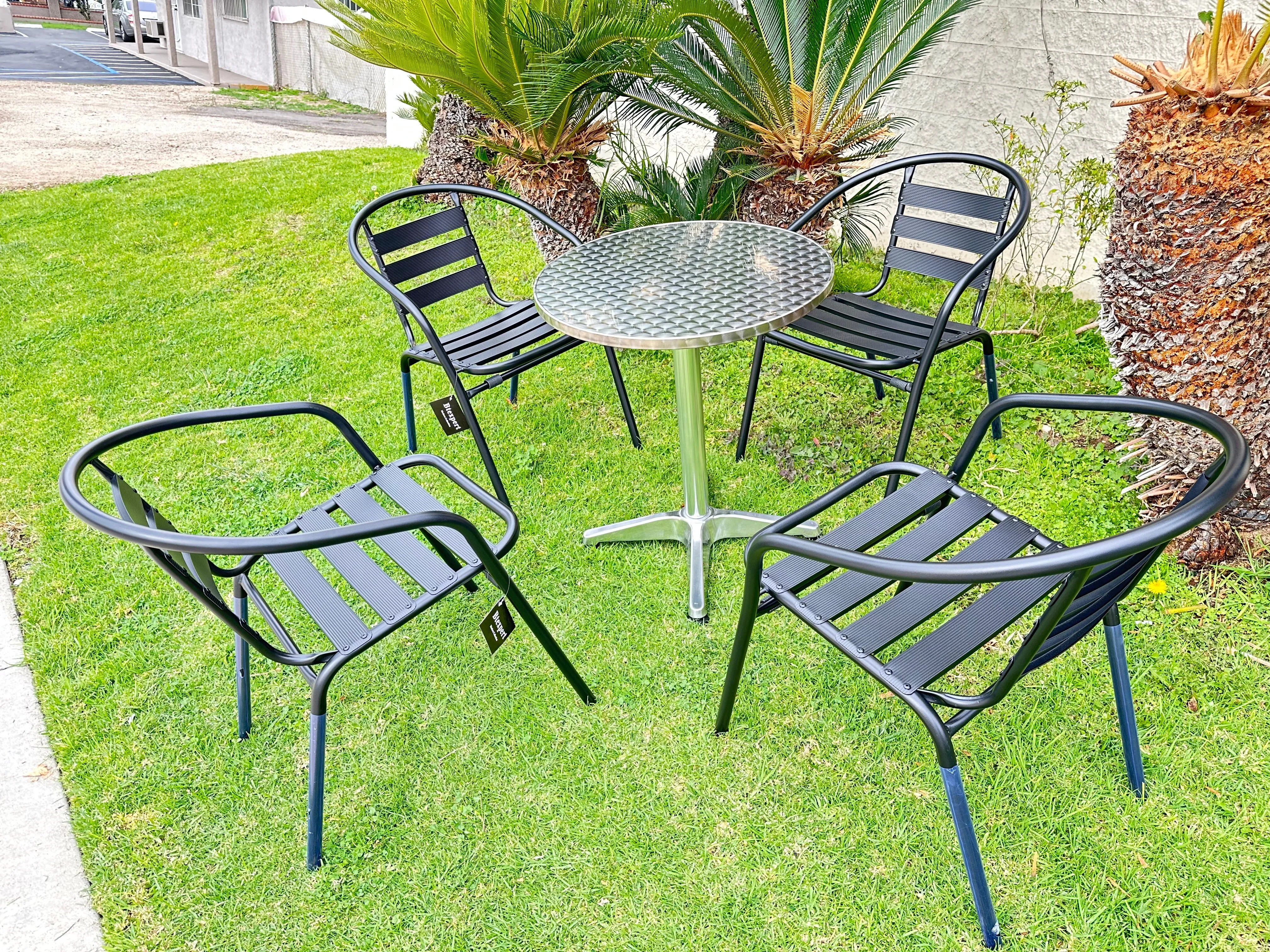 BTExpert Indoor Outdoor 23.75" Round Restaurant Table Stainless Steel Silver Aluminum   4 Black Metal Slat Stack Chairs Lightweight