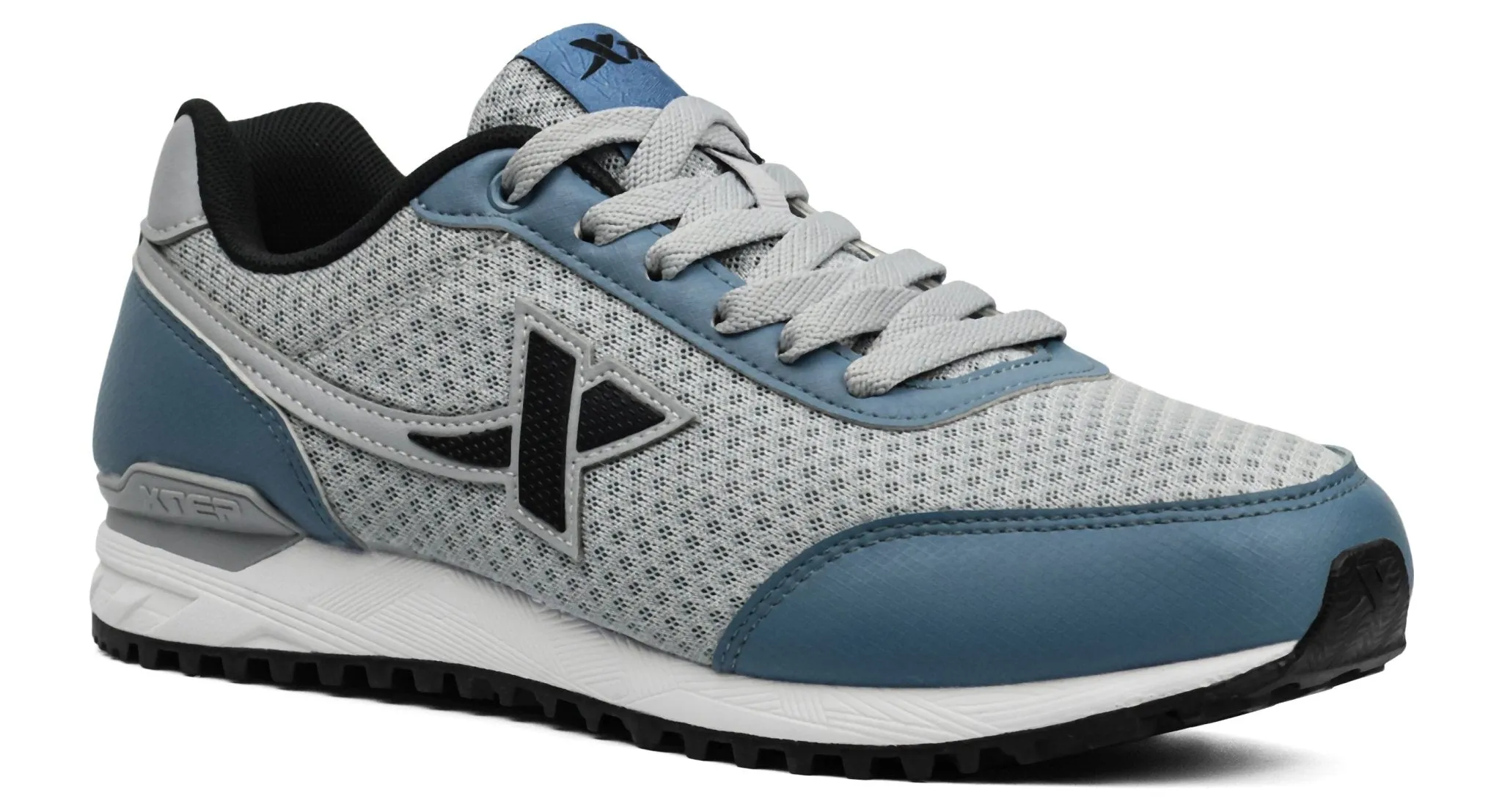 XTEP Ablooding Shoes